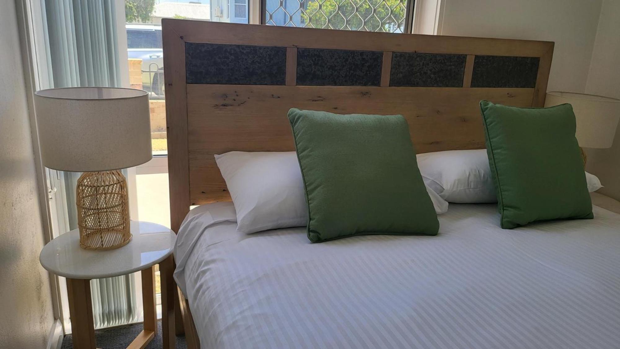 Husky 19 Beautifully Appointed Apartments - Great Location - In The Heart Of Husky Huskisson Zewnętrze zdjęcie