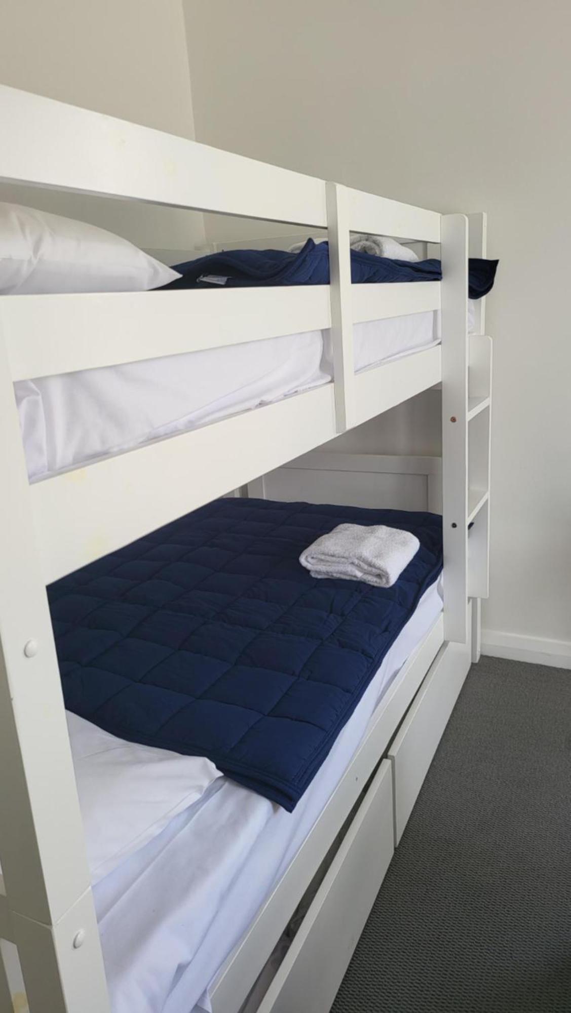 Husky 19 Beautifully Appointed Apartments - Great Location - In The Heart Of Husky Huskisson Zewnętrze zdjęcie